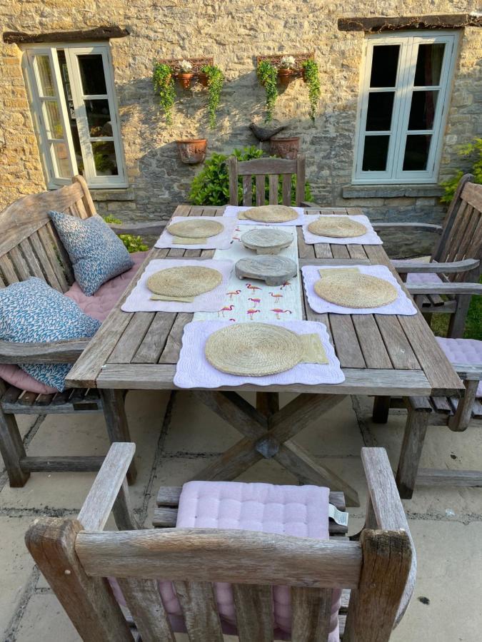 Newmans Cottage Burford Esterno foto